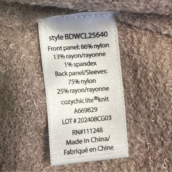 Barefoot Dreams Regular CozyChic
Lite Ribbed Island Wrap Cardigan Size 1X - Picture 6 of 6